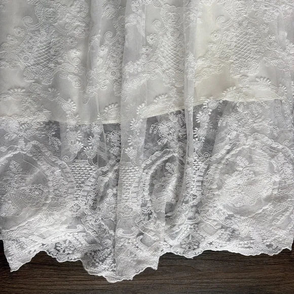 White Lace A-Line Maxi Skirt - Picture 4 of 4